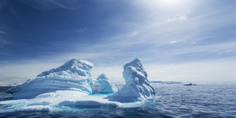 “هرم” غامض تحت جليد أنتاركتيكا يثير جدلا كبيرا!