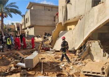 ليبيا..إنقاذ سيدتين من تحت الأنقاض في درنة بعد أكثر من 6 أيام على كارثة الإعصار