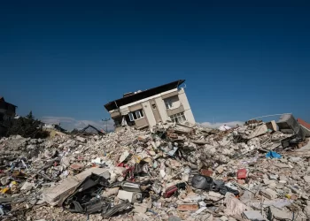 أفغانستان .. ارتفاع عدد القتلى نتيجة الزلزال في غرب البلاد إلى 2000 قتيل