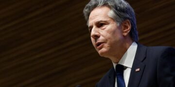 بلينكن يصل اليوم إلى أبو ظبي في إطار جولته الشرق أوسطية