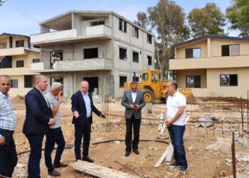 جولة لوزير السياحة في محافظتي طرطوس واللاذقية للاطلاع على المشاريع السياحية..