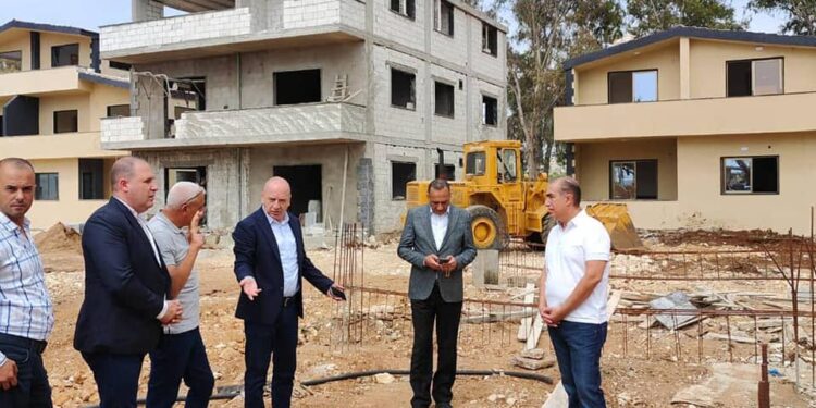 جولة لوزير السياحة في محافظتي طرطوس واللاذقية للاطلاع على المشاريع السياحية..