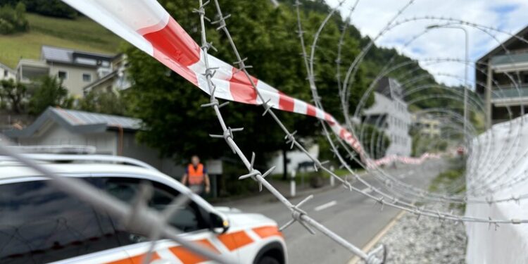 مصرع شخصين وإصابة 11 آخرين جراء انفجارات في مرآب تحت الأرض في سويسرا