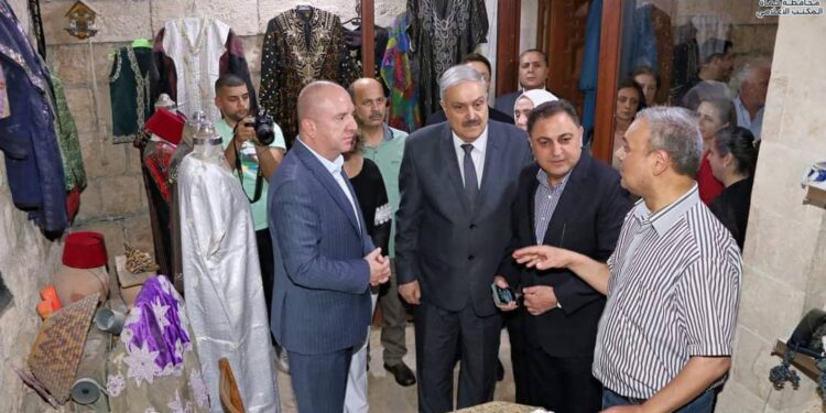  جولة وزير السياحة ومحافظ حماه على عدد من المنشآت السياحية في المحافظة